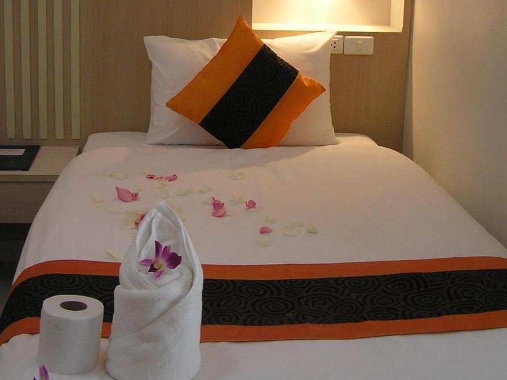 קון קאן The Impress Khonkaen Hotel מראה חיצוני תמונה